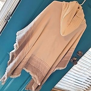 Women's Poncho